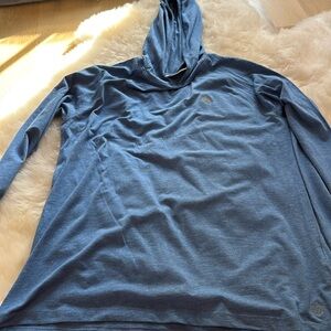 NWOT Tasc hooded long sleeve performance top